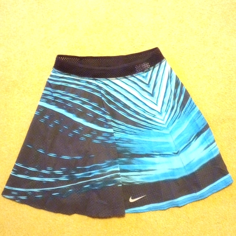 Nike Maria Sharapova tennis skirt.